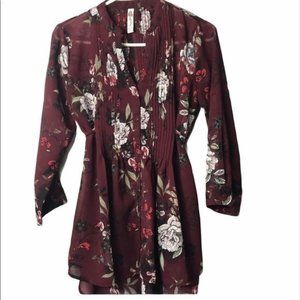 American Rag Pintuck Pheasant  Size XS Long Sleeve.